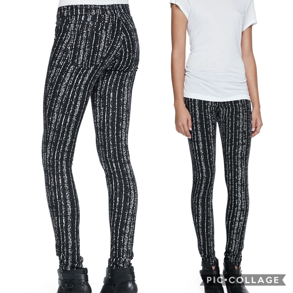 COPY - rag & bone/JEAN "The Legging" barcode-print pants